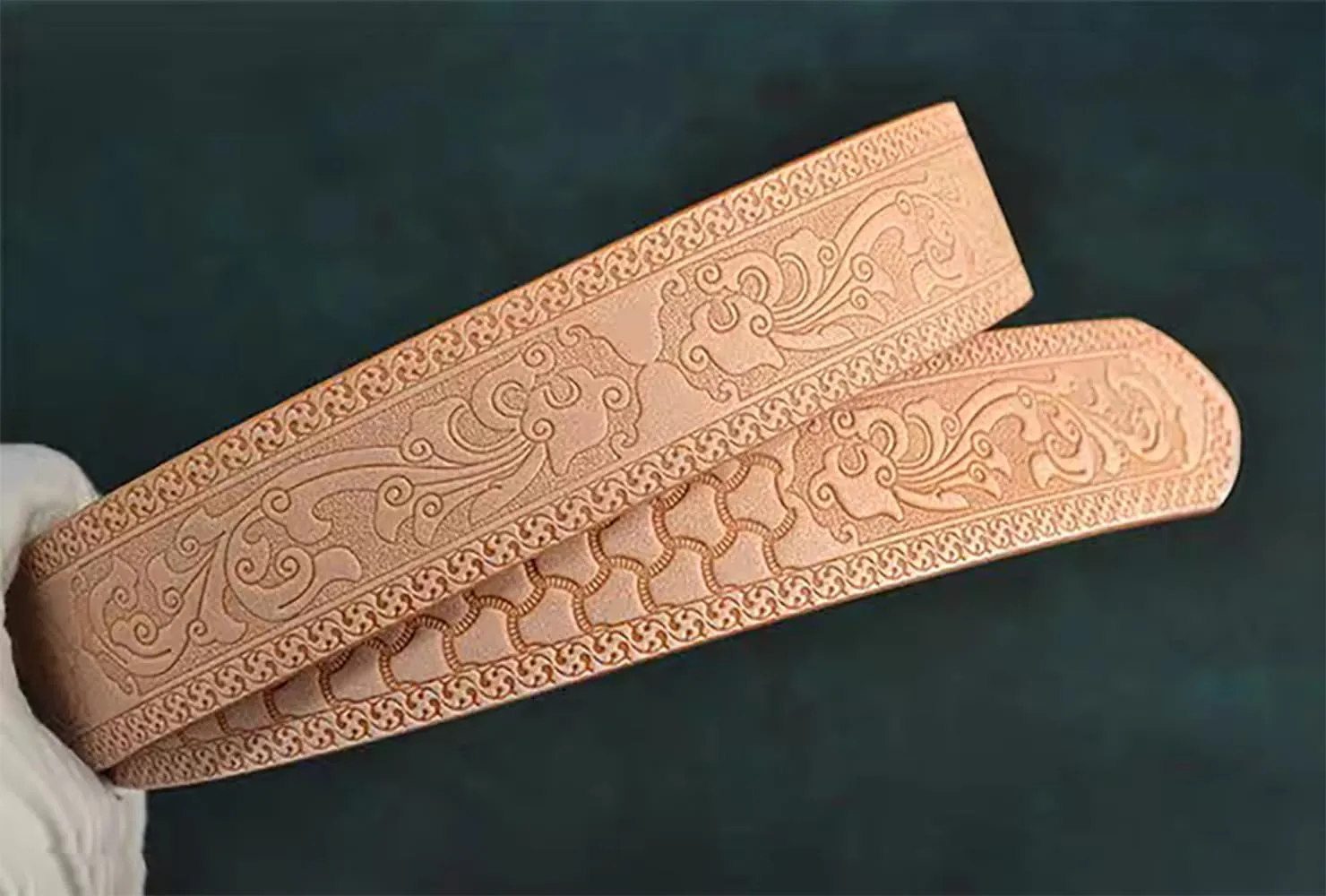 Men's Belts Genuine Leather Men Belt Handmade Carving Mens Belt No Holes Business Men's Belt 1.5 in Width Belt